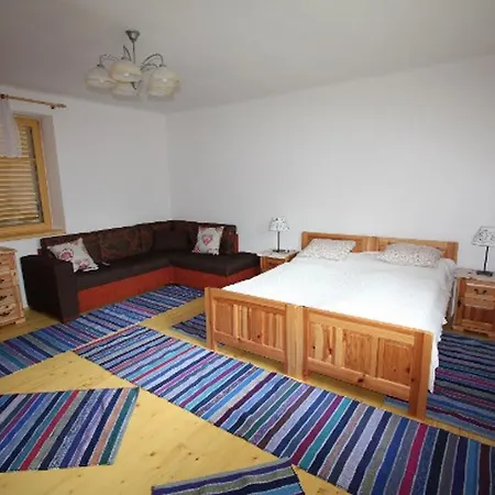 Penzión pre hostí Pod Krivanom 3*